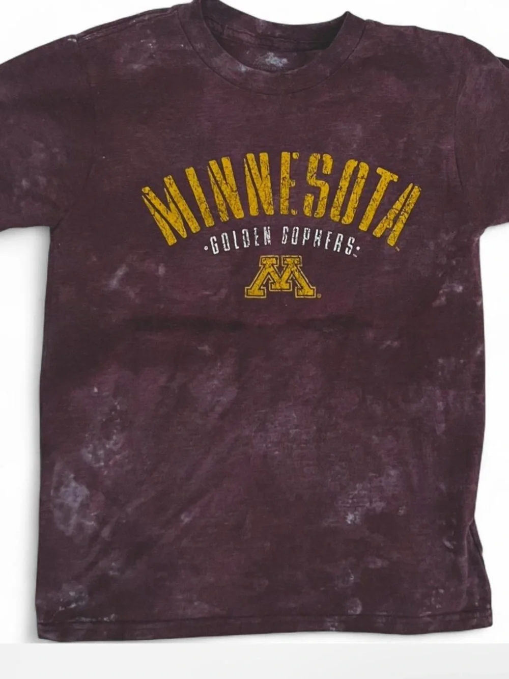 Distressed Minnesota Golden Gophers Maroon Graphic Snug Fit Tee S - Picture 1 of 5